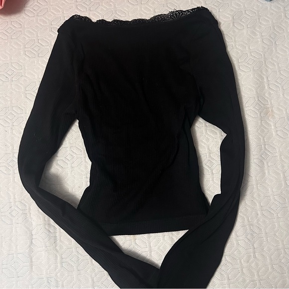 Justify Black Ribbed Long-Sleeve Lace Trim Top - Picture 5 of 5
